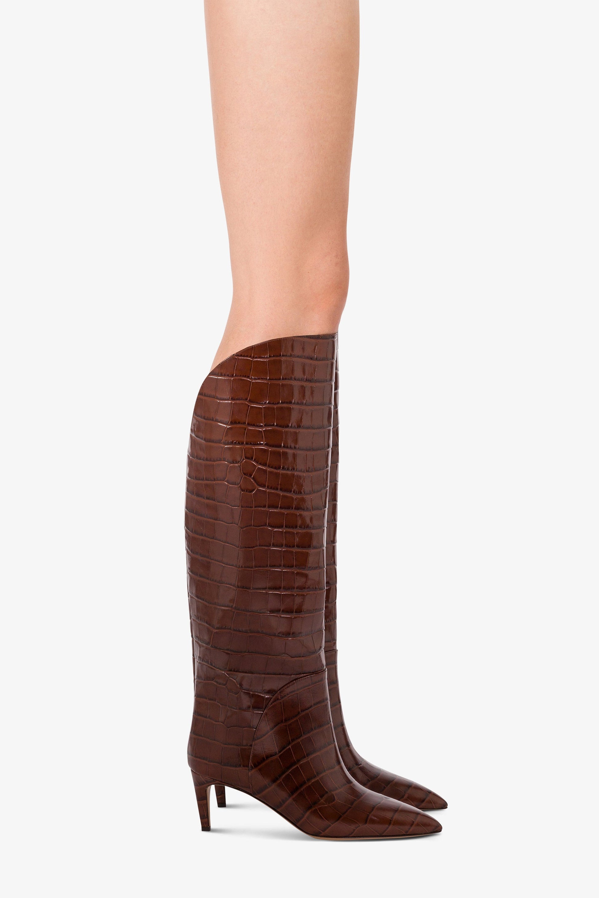 Boots in chocolate croco-embossed leather