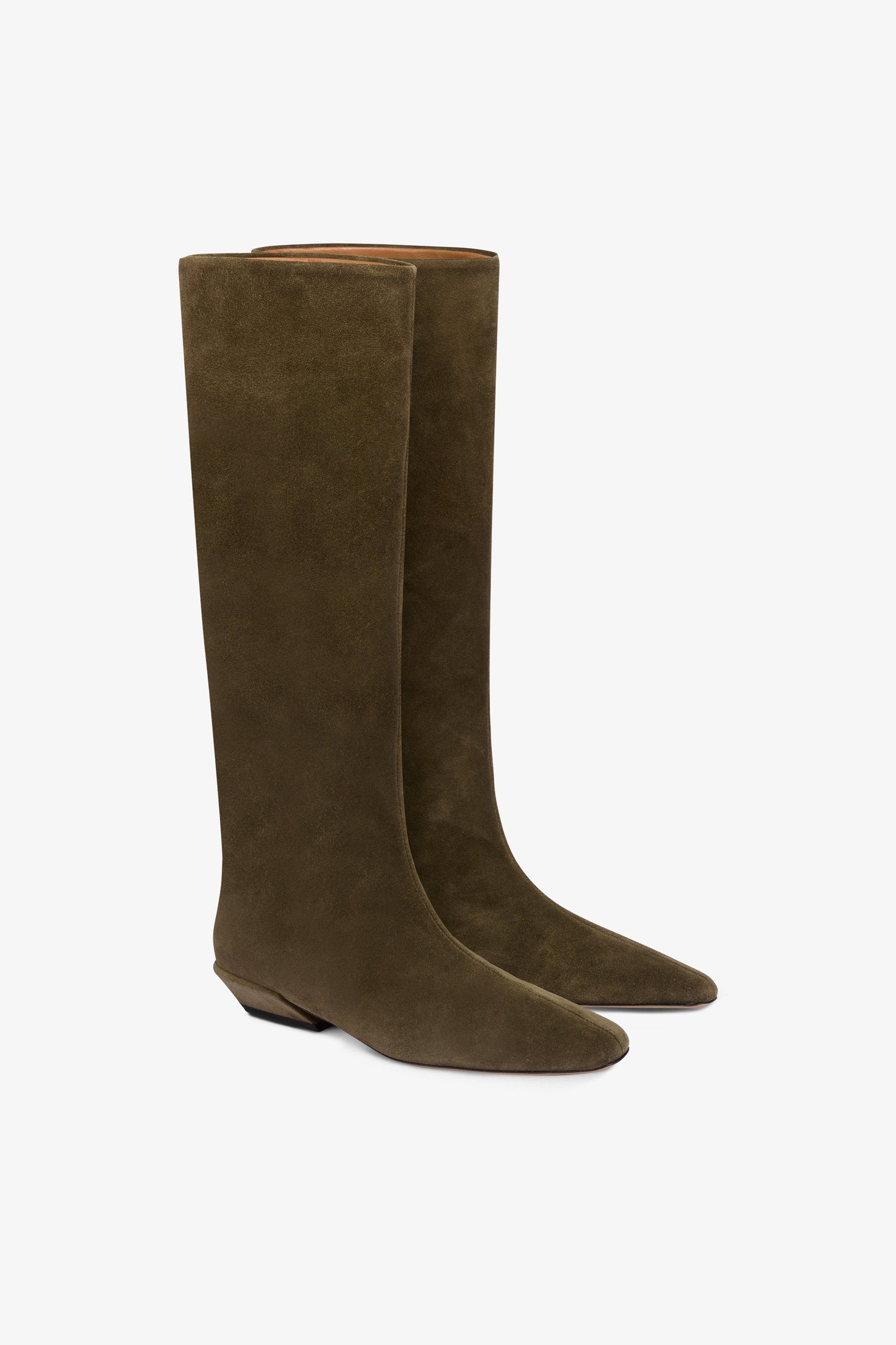 Botas de piel de ante color winter moss