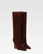 Botas de ante de becerro color caoba