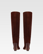 Botas de ante de becerro color caoba