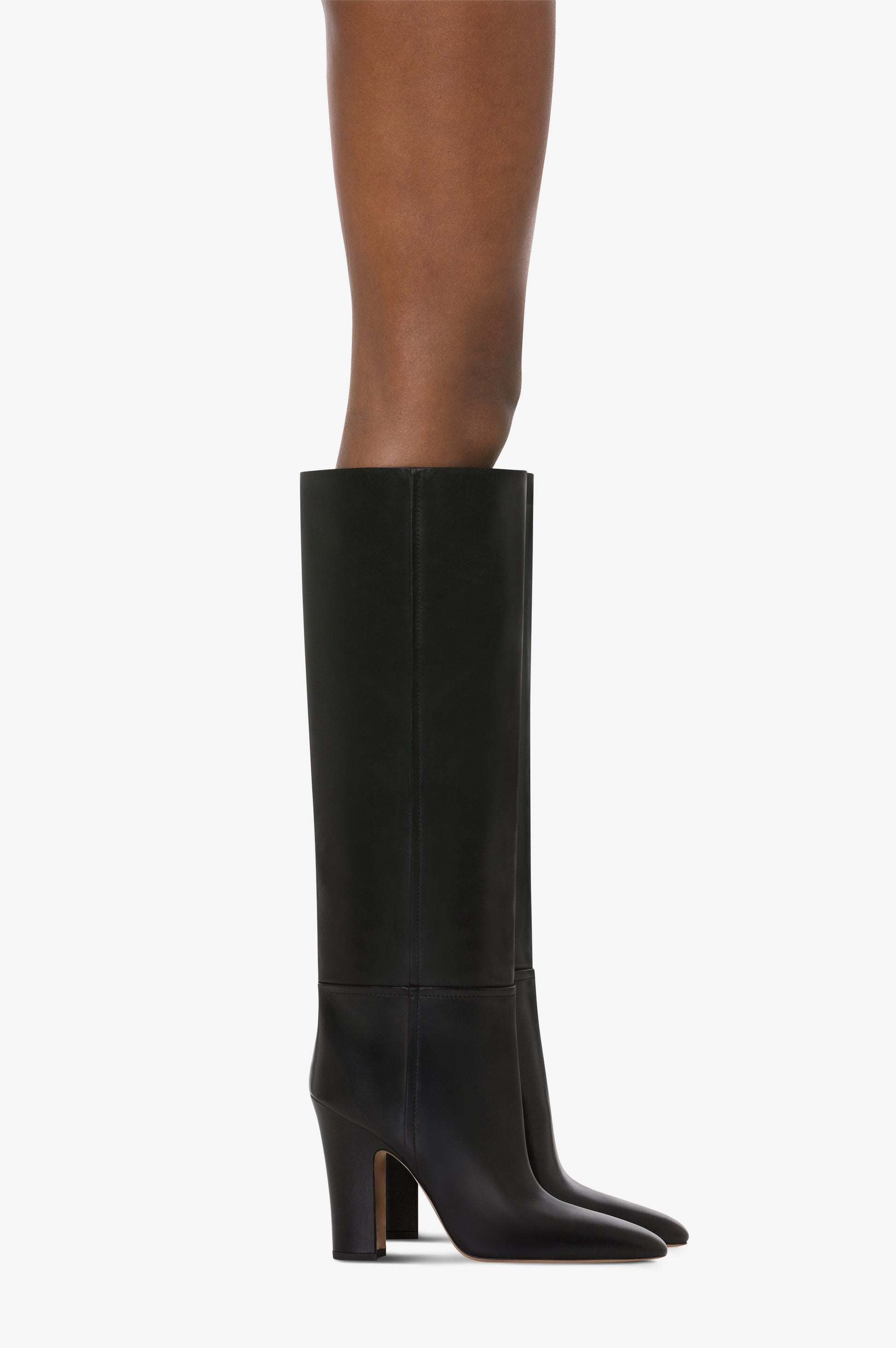 Bottes en cuir de veau noir
