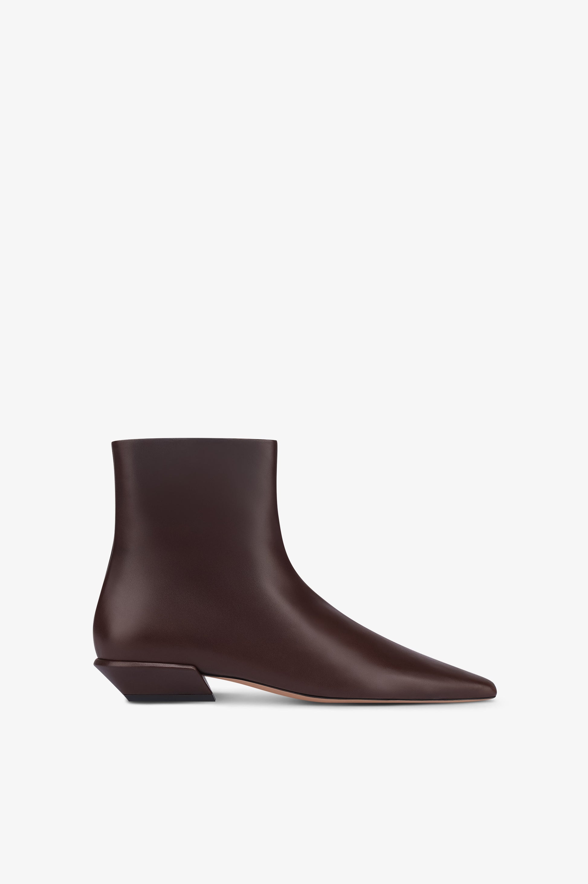 Bottines en cuir de veau couleur moka