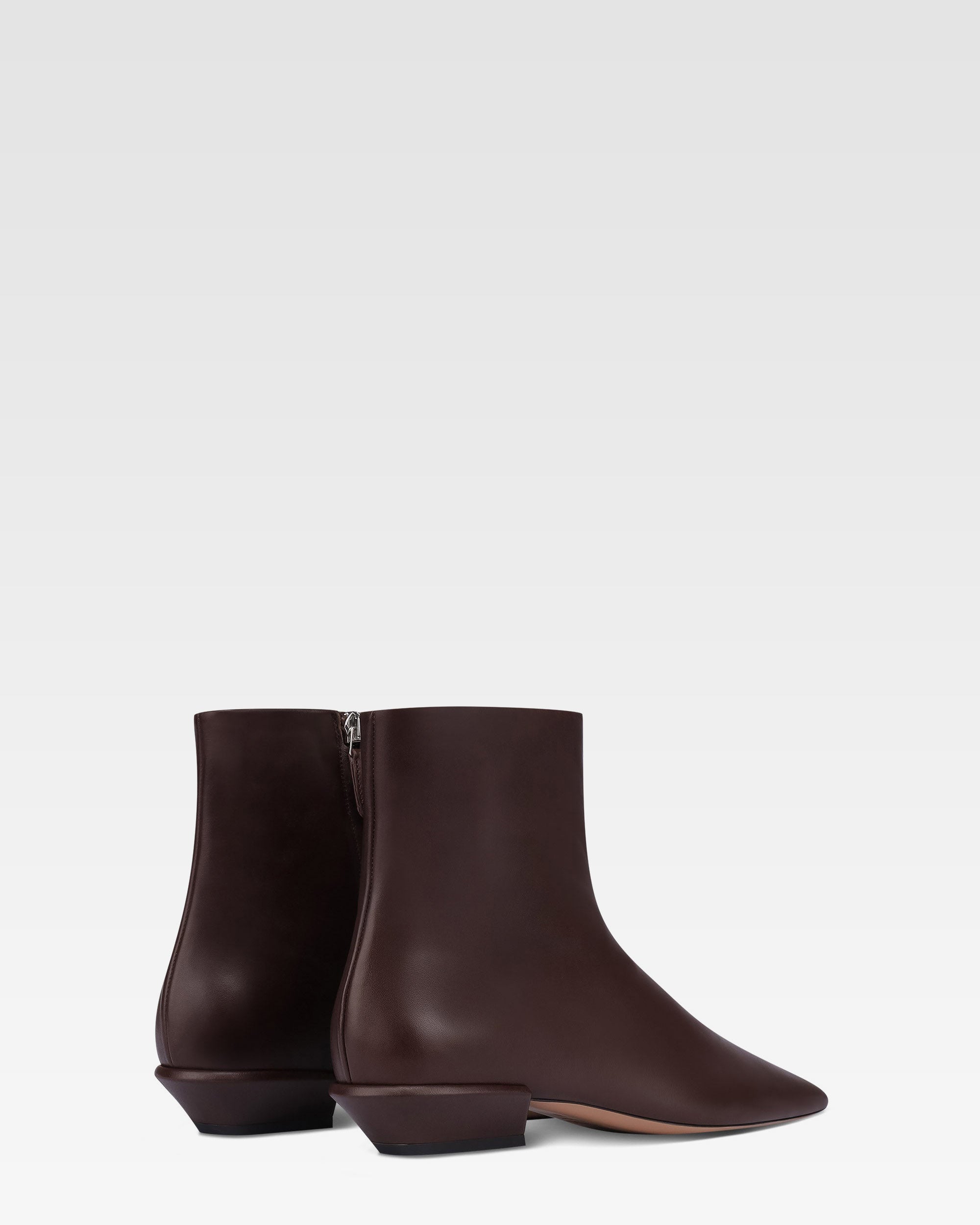 Bottines en cuir de veau couleur moka