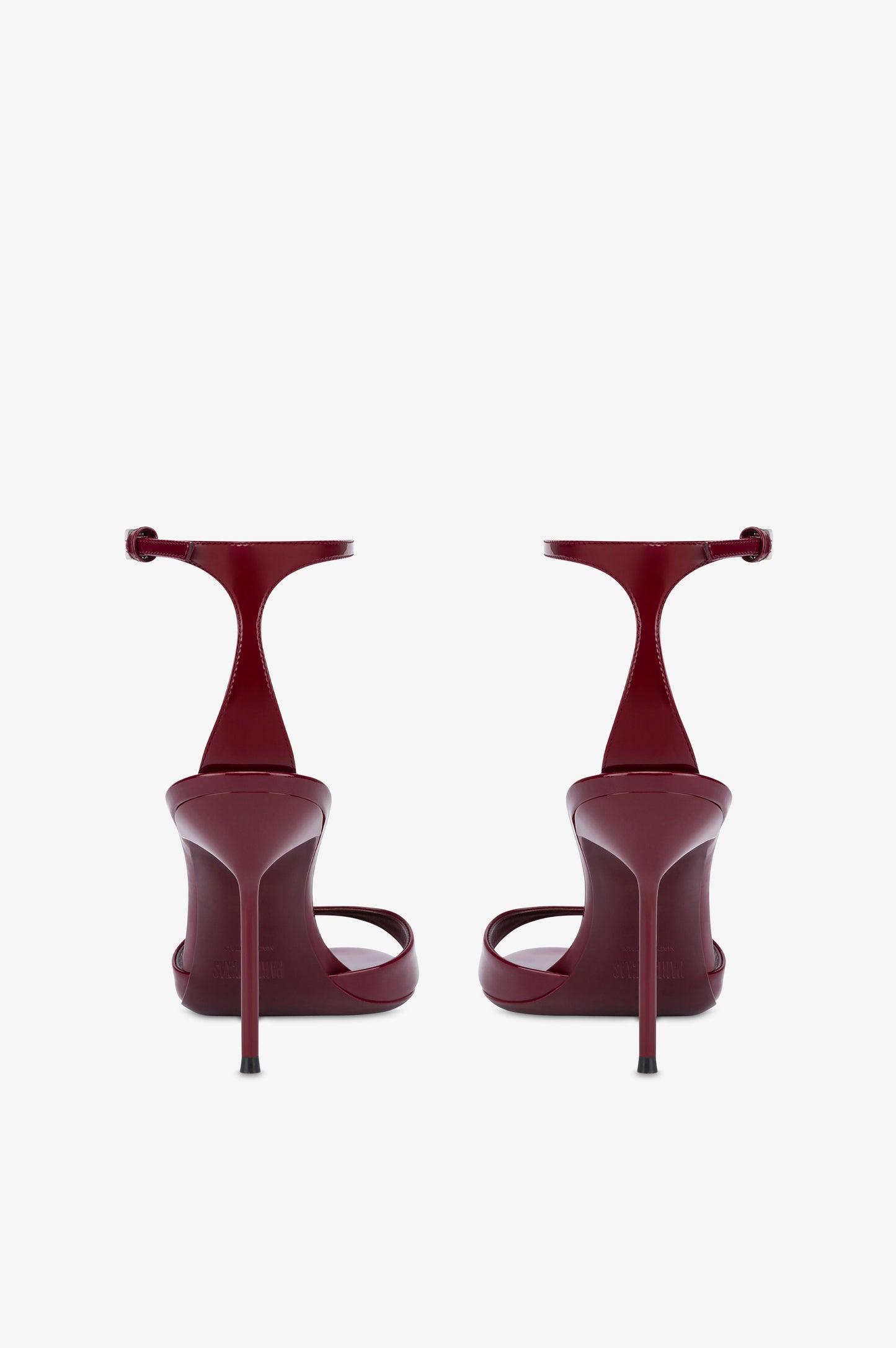 Sandalen aus Lackleder in Rouge Noir