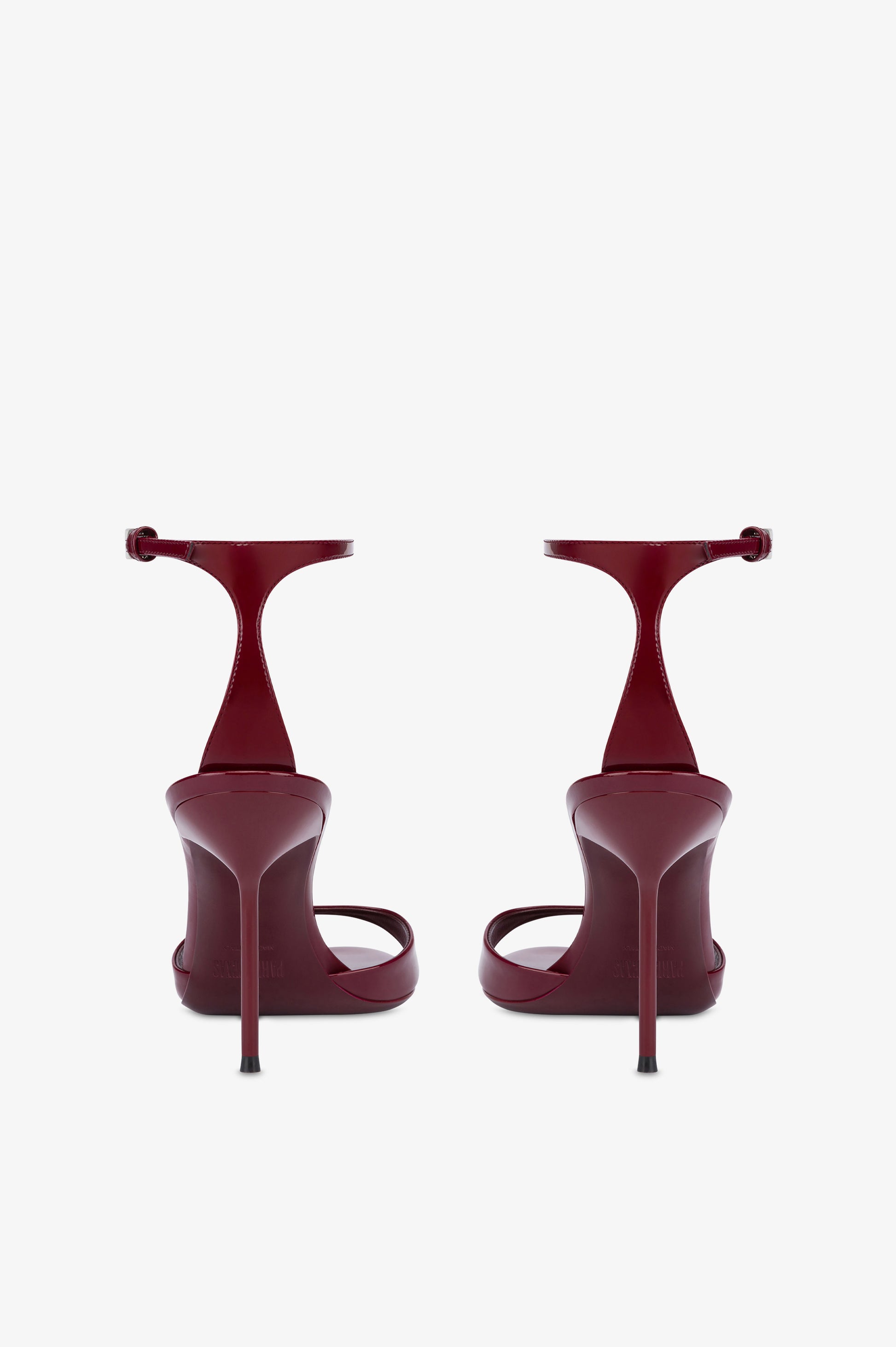 Sandalen aus Lackleder in Rouge Noir