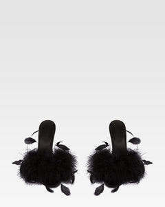 Pantoletten aus schwarzem Satin