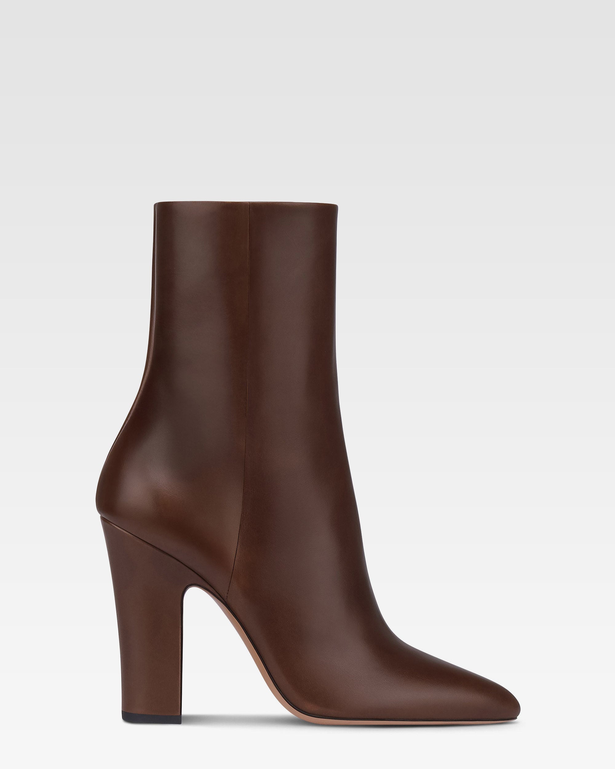 Bottines en cuir de veau noir