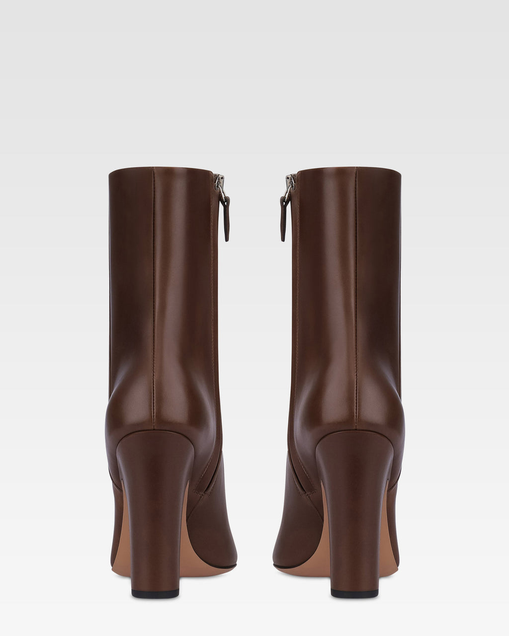 Botines de piel de becerro color ebano