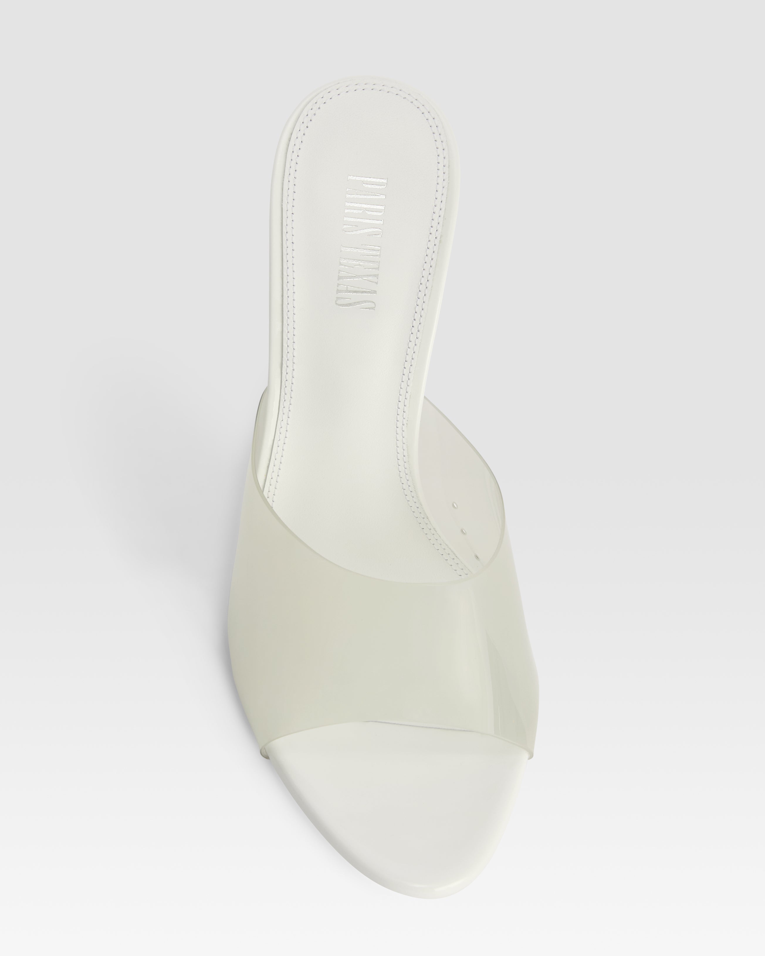 Mules in vernice bianco latte