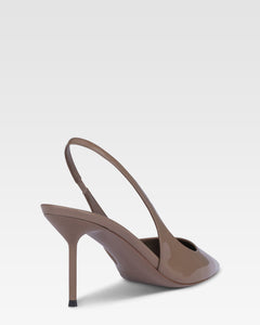 Slingbacks de charol color gris topo