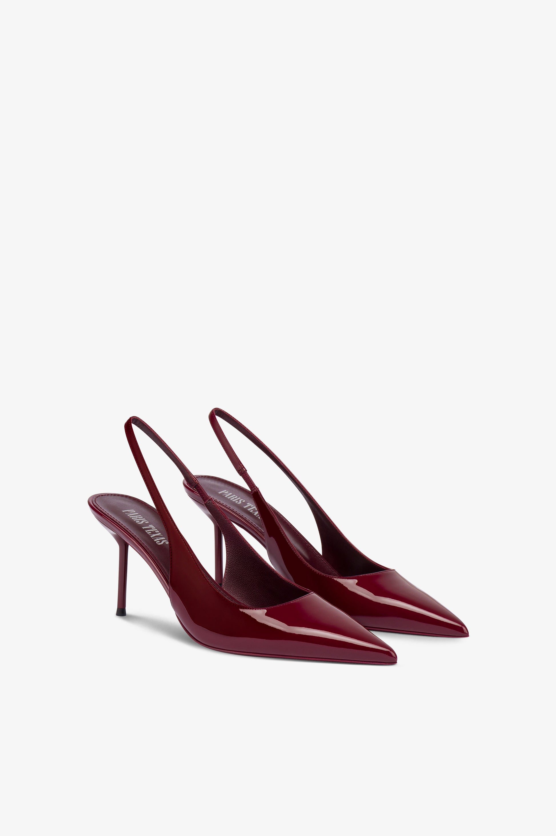 Slingbacks in rouge noir patent leather