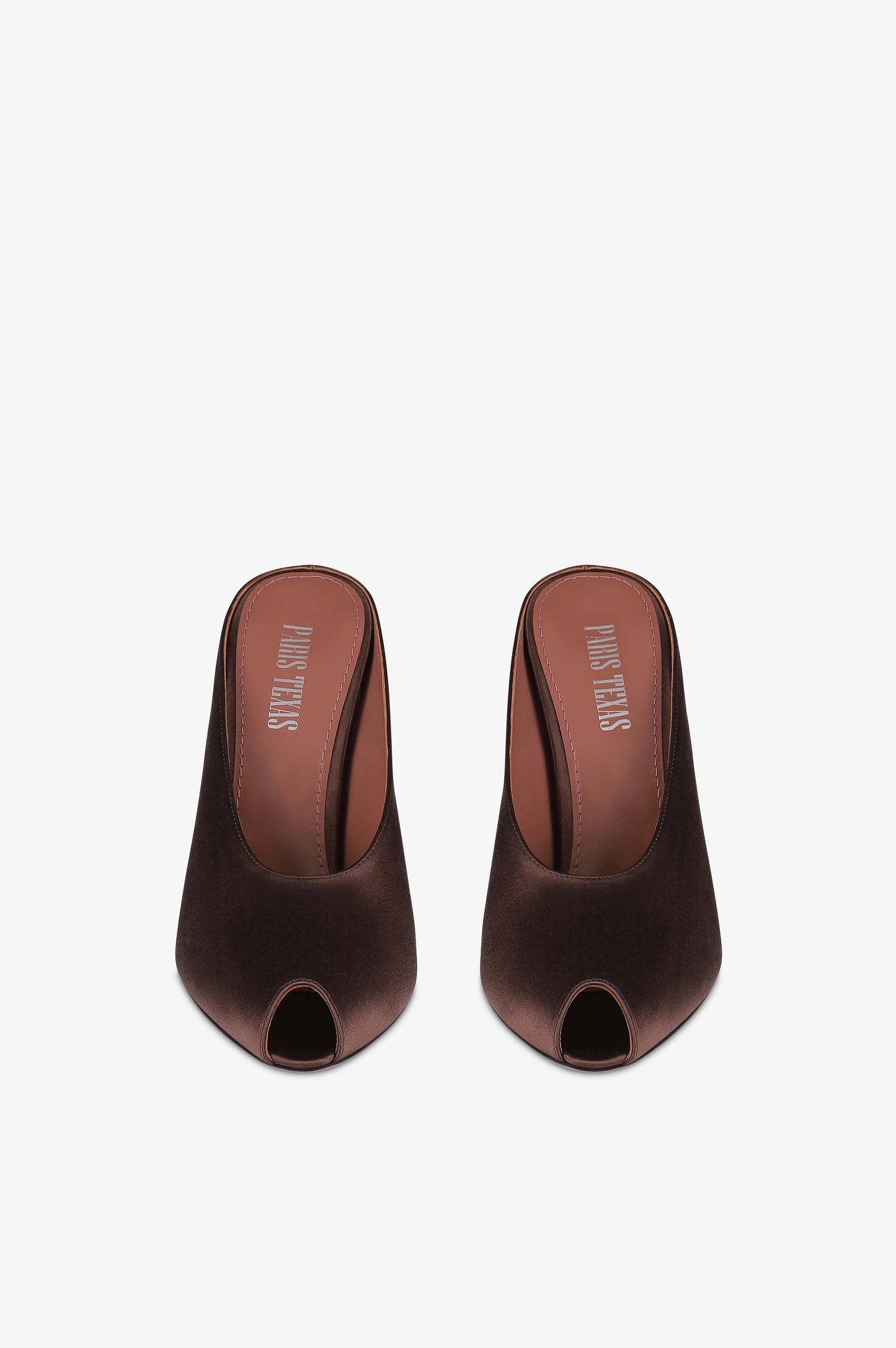 Sabots en satin ebene