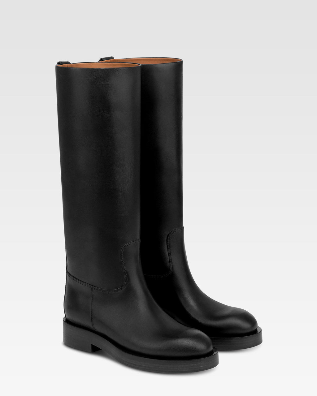 Bottes en cuir de veau noir