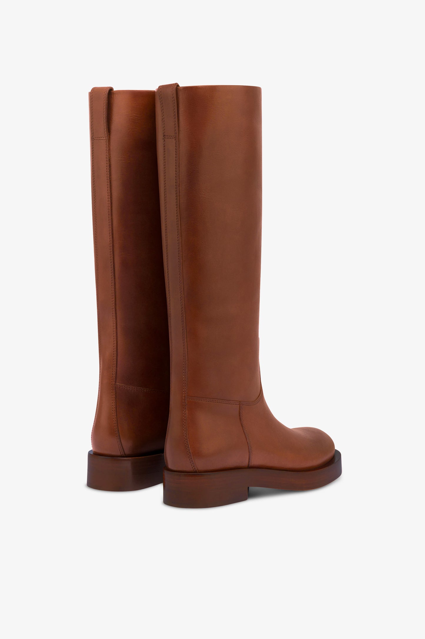 Botas de piel de becerro color tostado