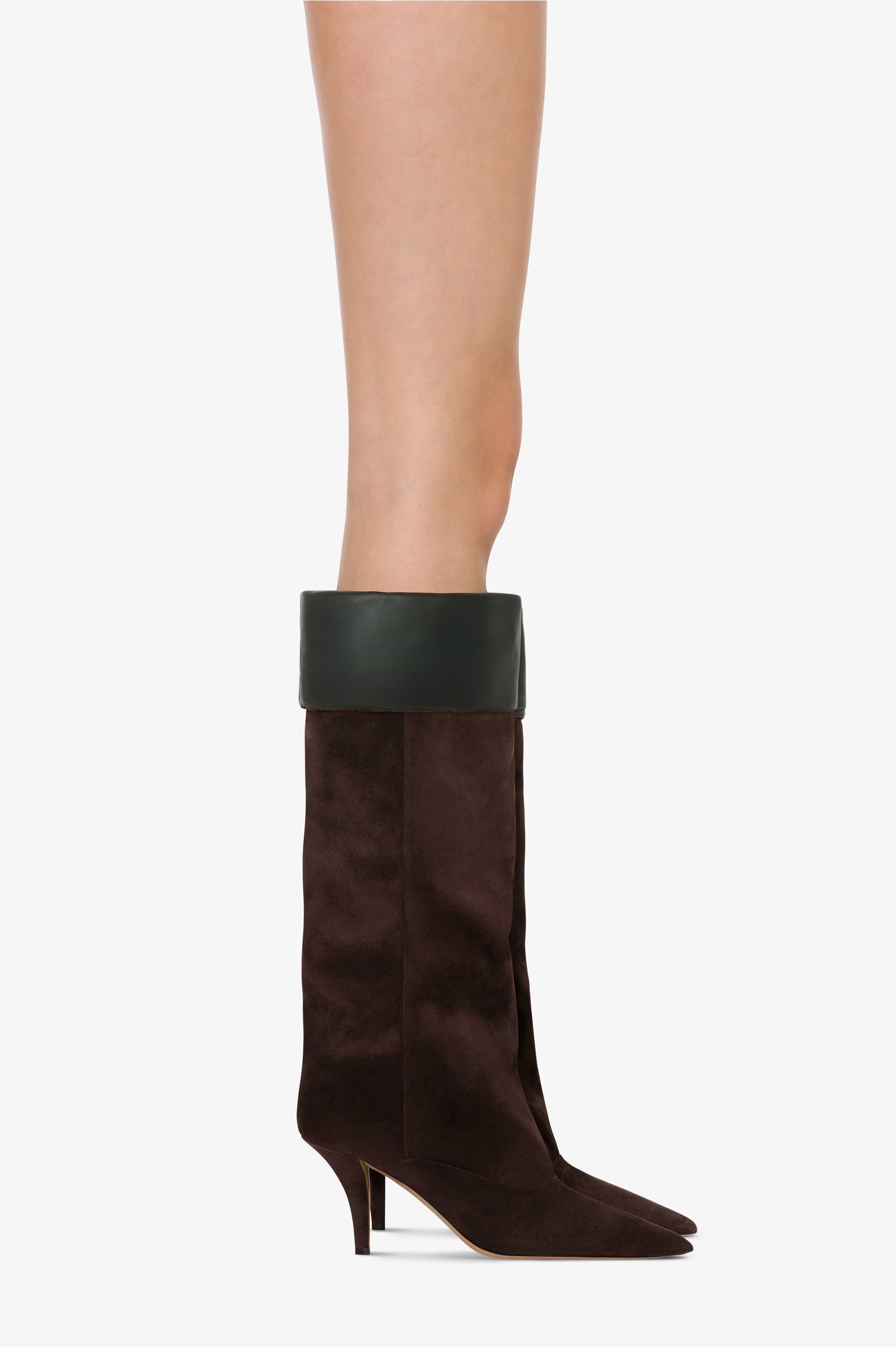 Bottes en cuir suede de veau couleur chocolat