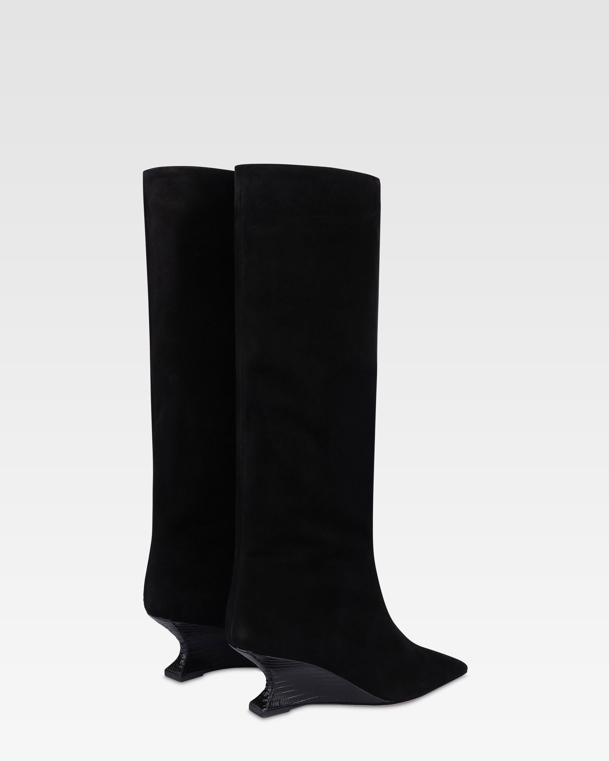 Stiefel aus schwarzem Kalbsveloursleder mit Lederabsatz mit Echsen-Print