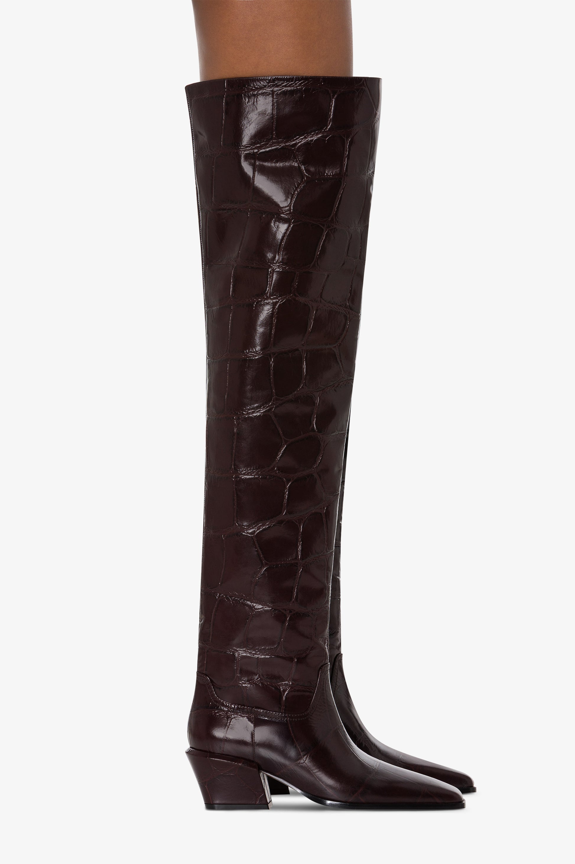 Bottes au-dessus du genou en cuir ebene gaufre facon crocodile