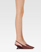 Slingbacks en ante color rouge noir con tacon de piel de lagarto