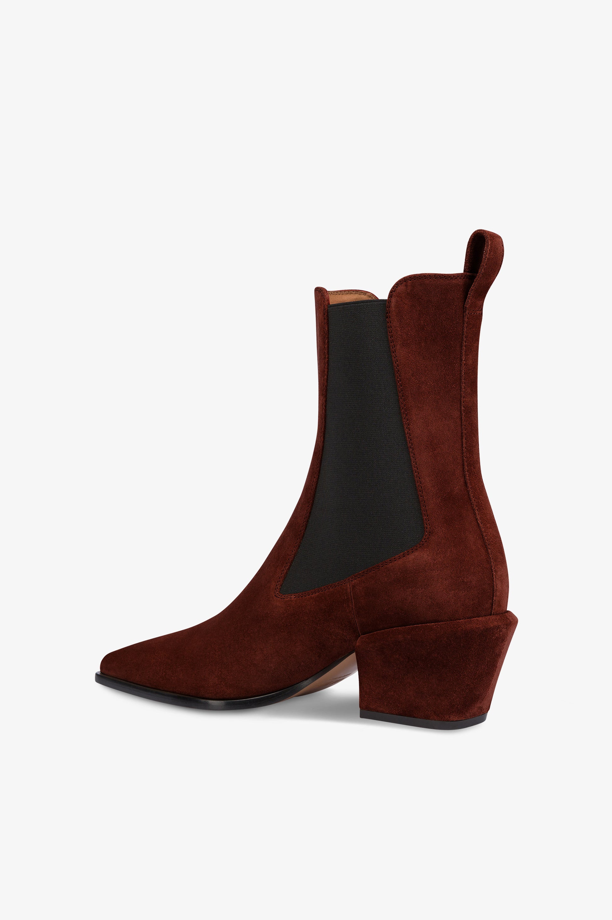 Bottines en cuir suede de veau couleur acajou