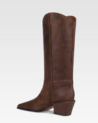 Botas de piel de becerro con efecto vintage en color ebano