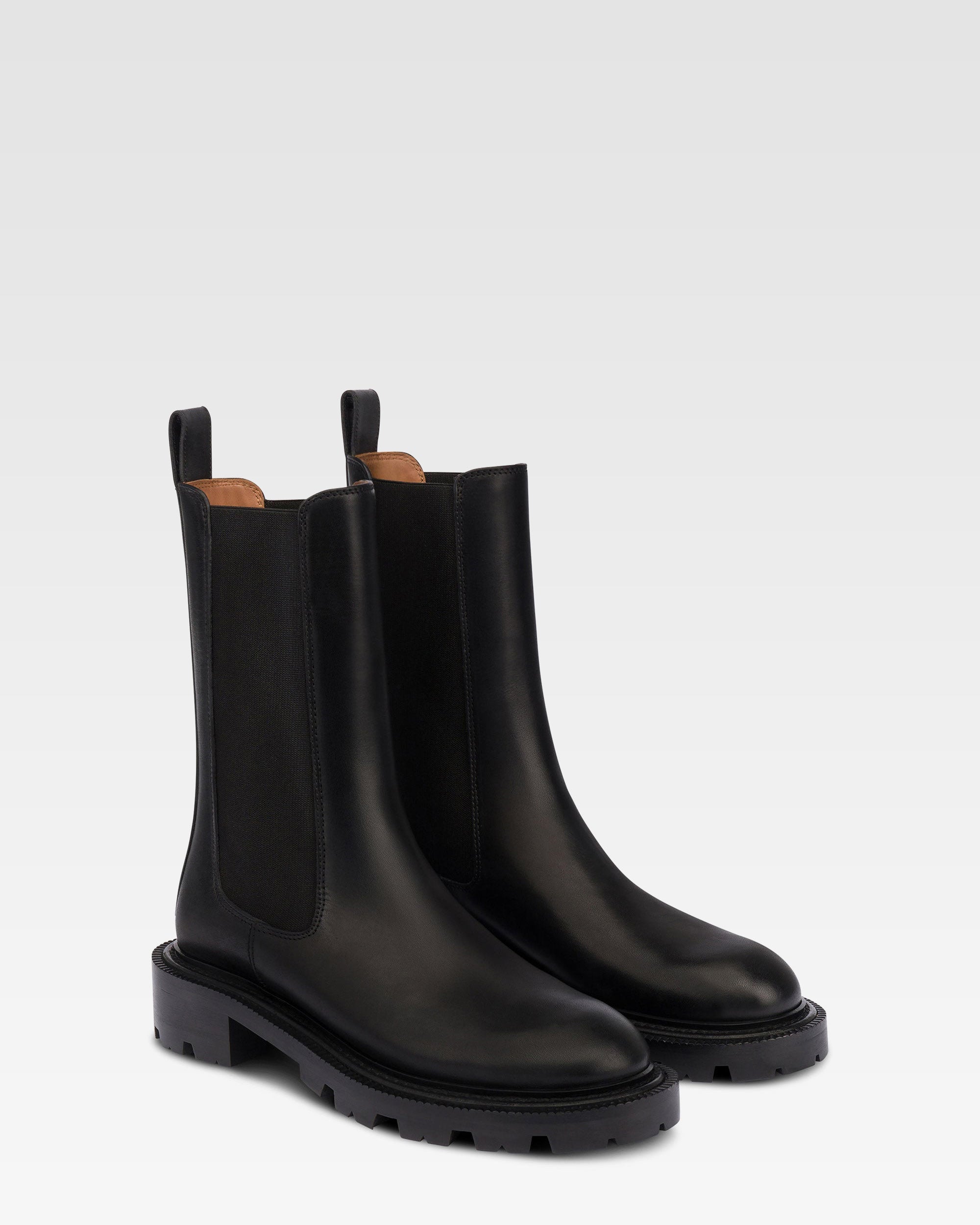 Botines de piel de becerro color negro