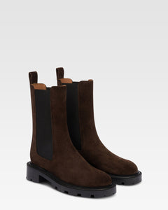 Botines de ante de becerro color ebano