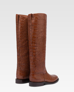 Stivali in pelle stampa coccodrillo color cioccolato