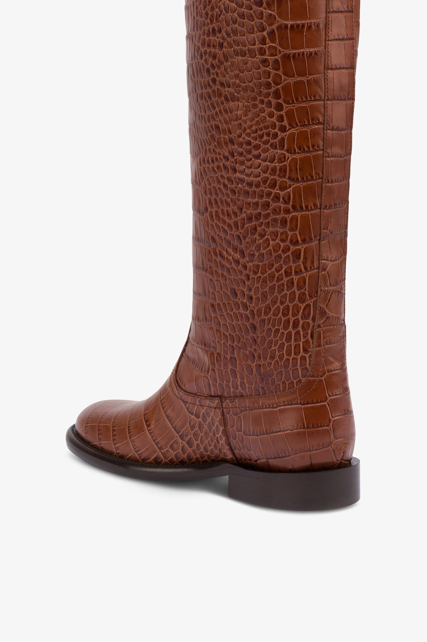 Bottes en cuir gaufre facon crocodile couleur chocolat