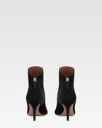 Botines en ante negro