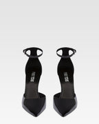 Patent leather pump