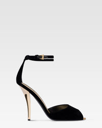 Sandals in black velvet with gold detailing. — Black/Gold
