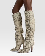 Boots in sand printed python leather