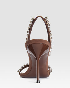 Slingback-Sandale aus Crepe-Satin mit bestickten Nieten