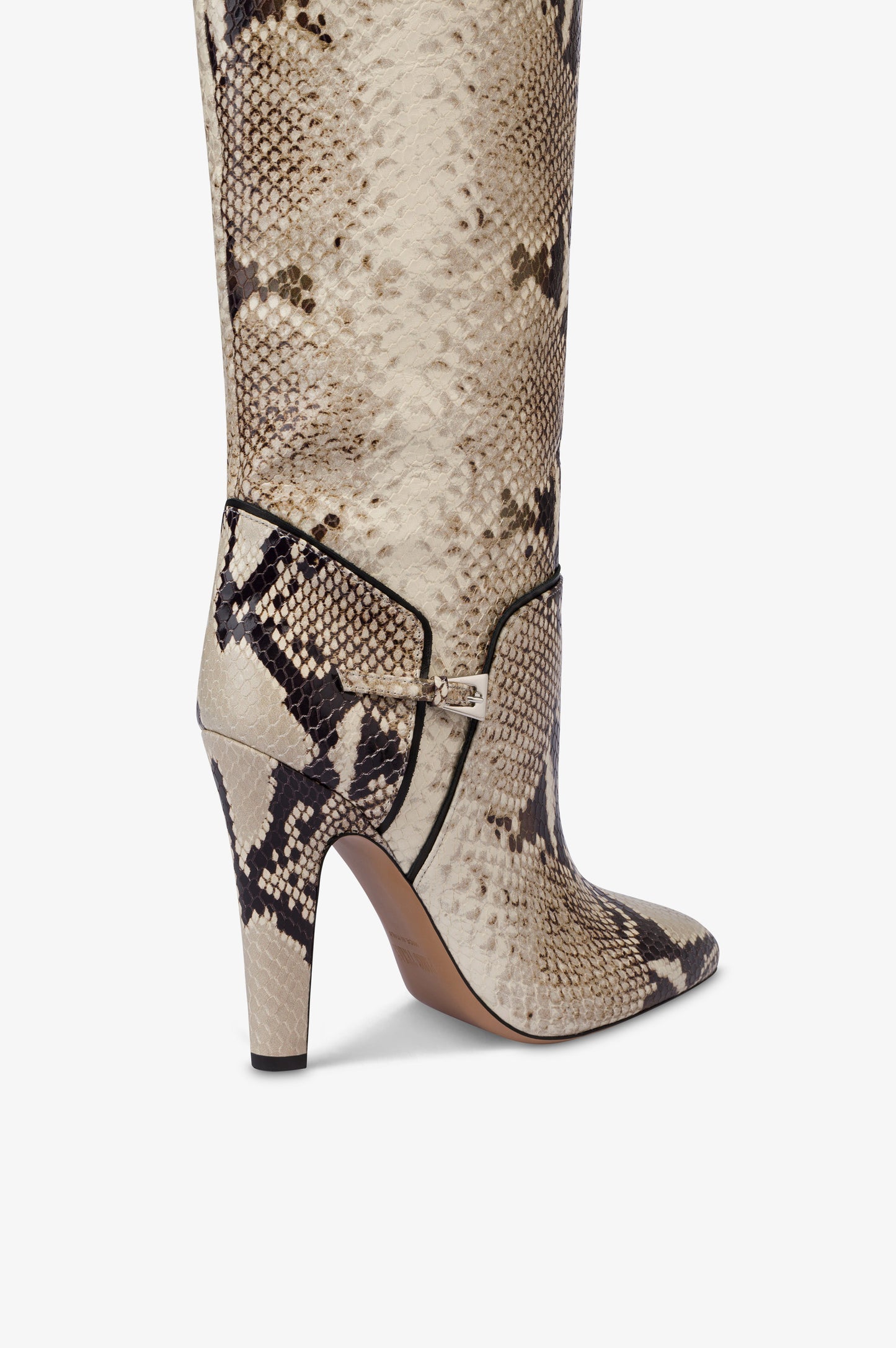 Stiefel aus naturfarbenem, bedrucktem Pythonleder.
