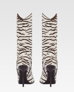Boots in white and ebony printed cowhide.