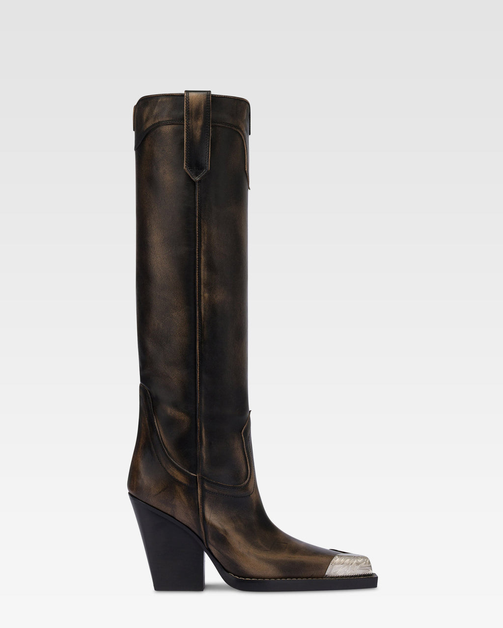 Botas de estilo tejano de piel cepillada de color negro.