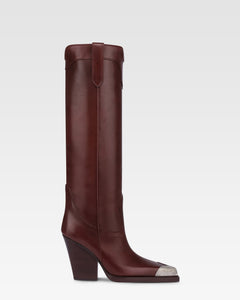 Botas texanas en piel de becerro color rouge noir