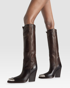 BOTA ESTILO WESTERN DE PIEL CON PUNTERA METALICA
