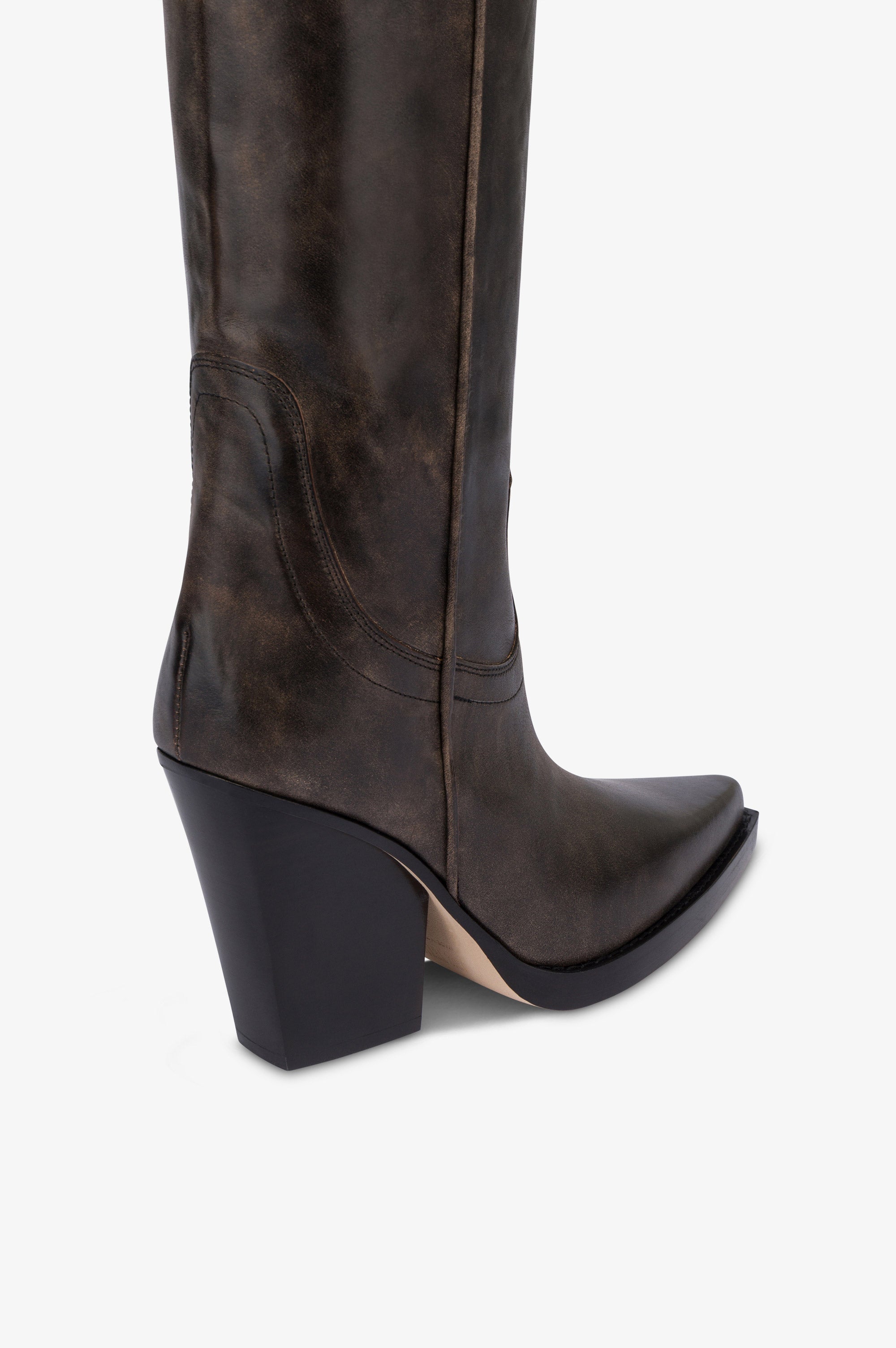 Texanische Stiefel aus schwarzem Leder mit Vintage-Effekt.