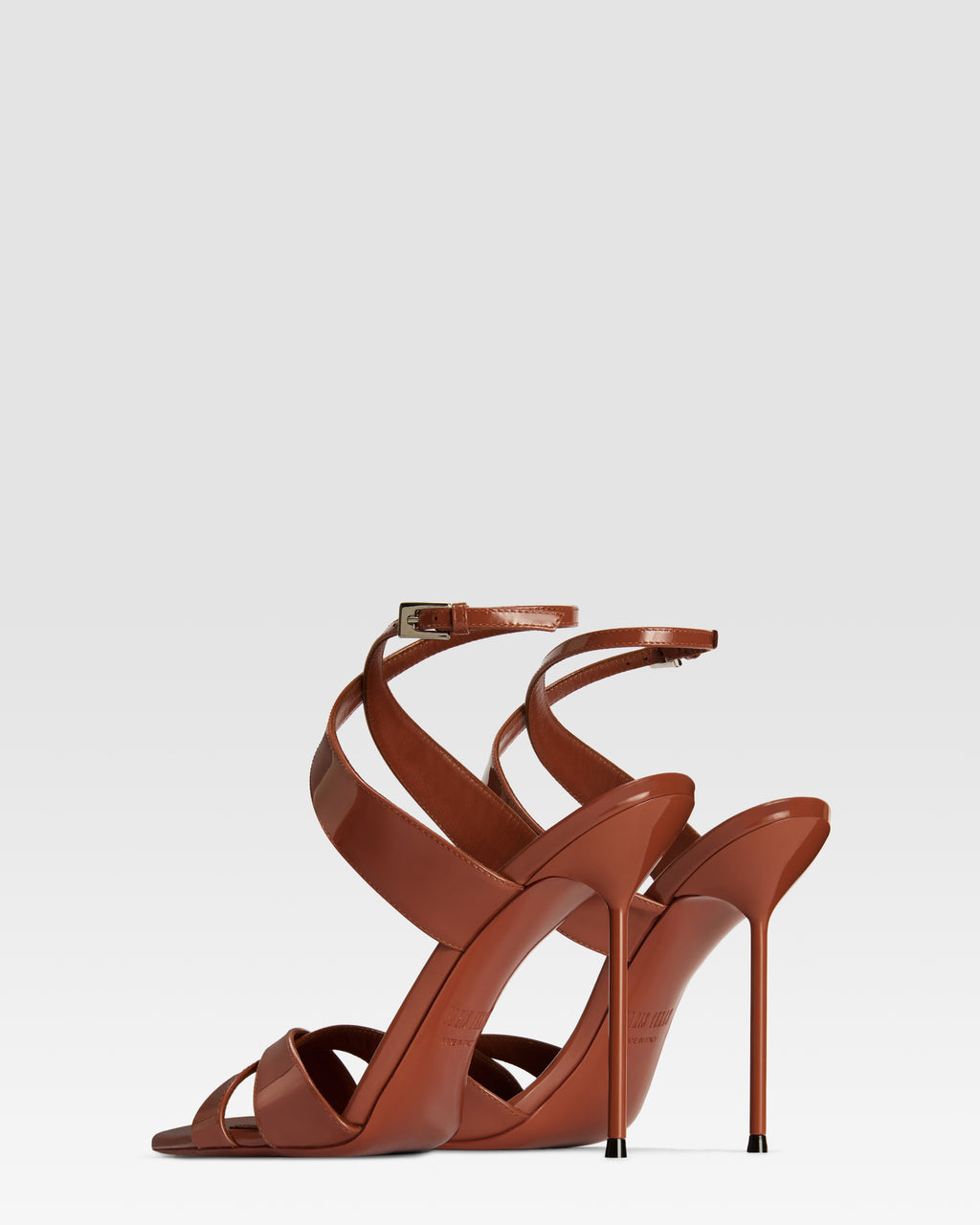 Sandals in desert rose patent leather