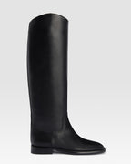 Boots in black calf leather