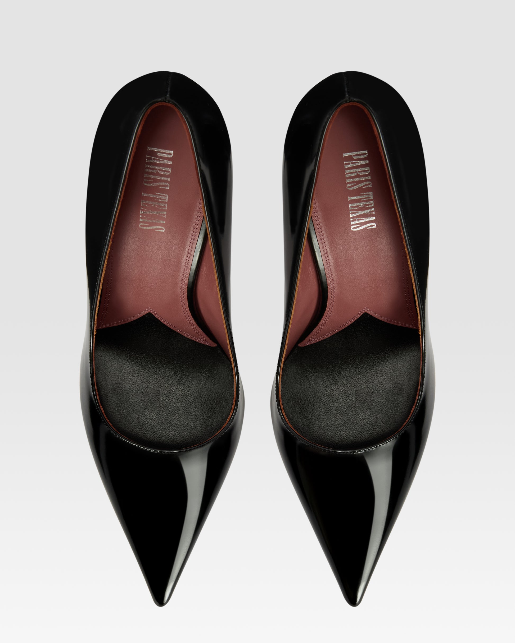 Zapatos de tacon de piel de becerro cepillada de color negro