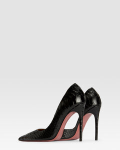 Zapatos de tacon de piel con estampado de serpiente de color negro