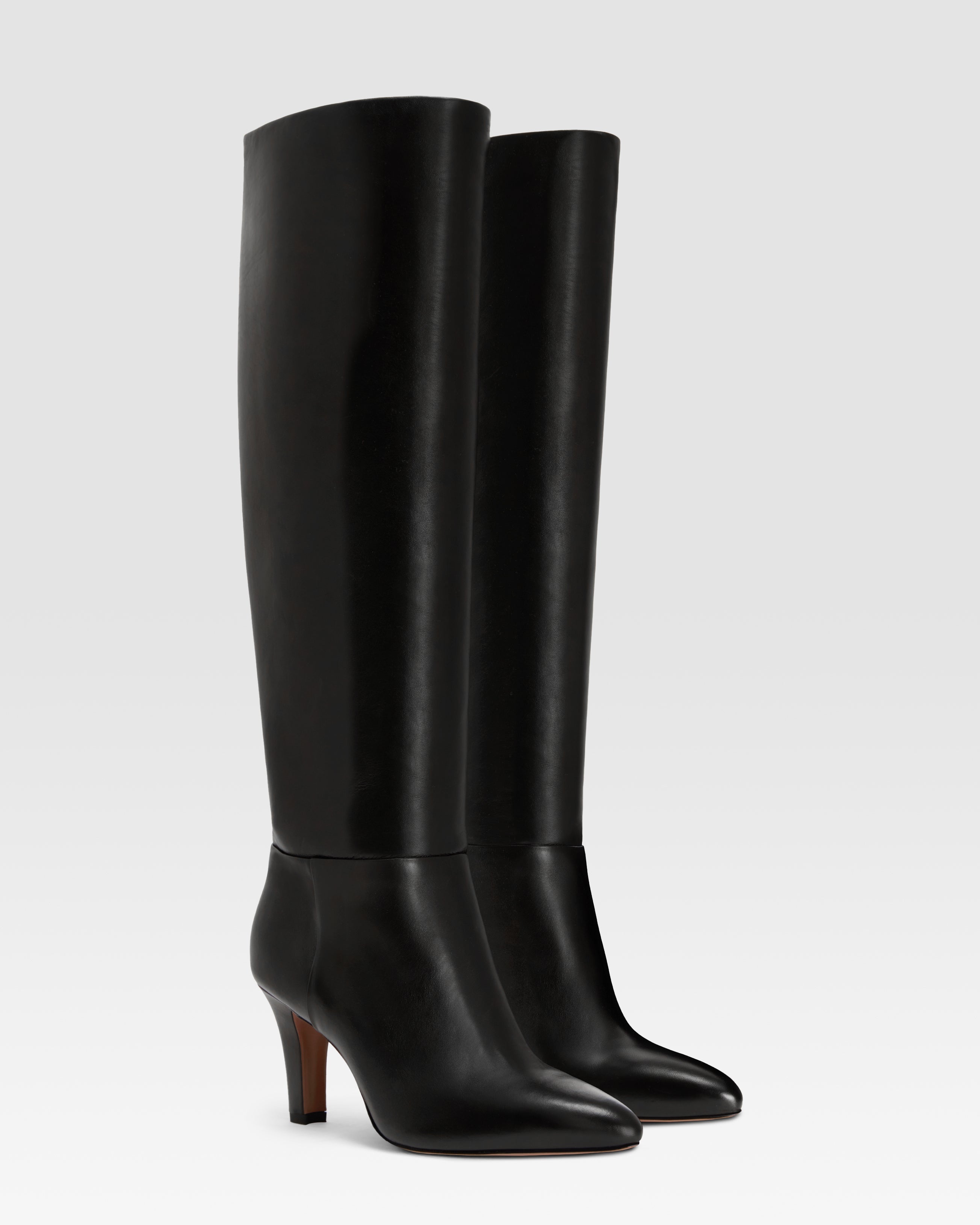 Stivali in pelle nera