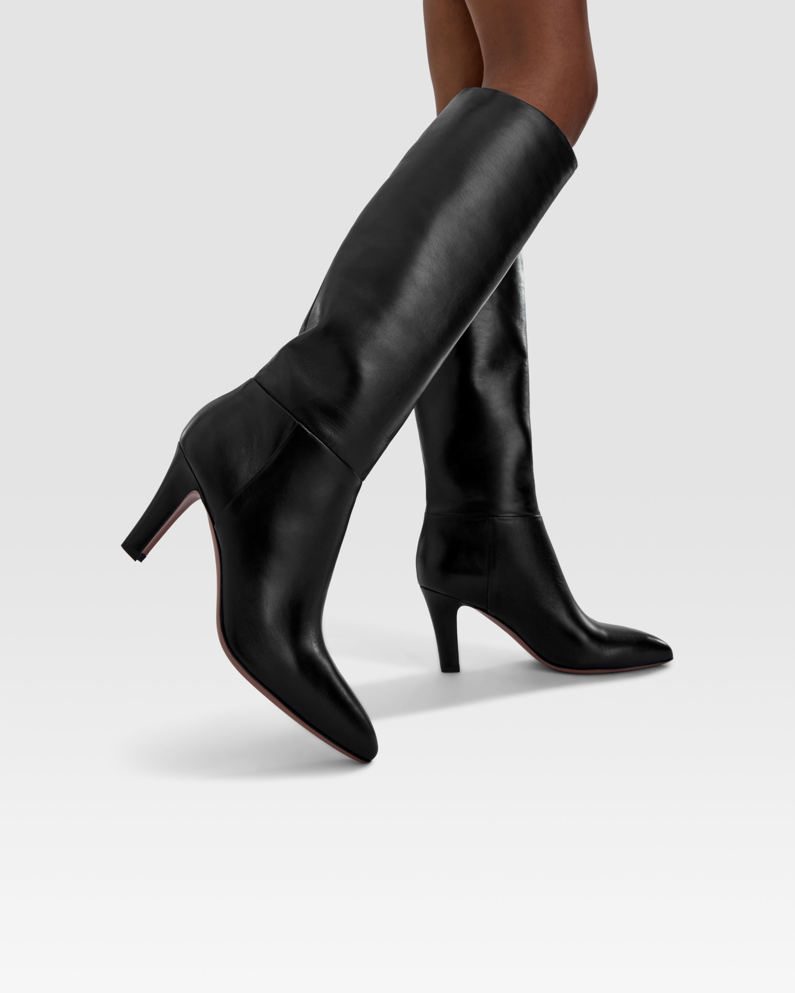 Stivali in pelle nera