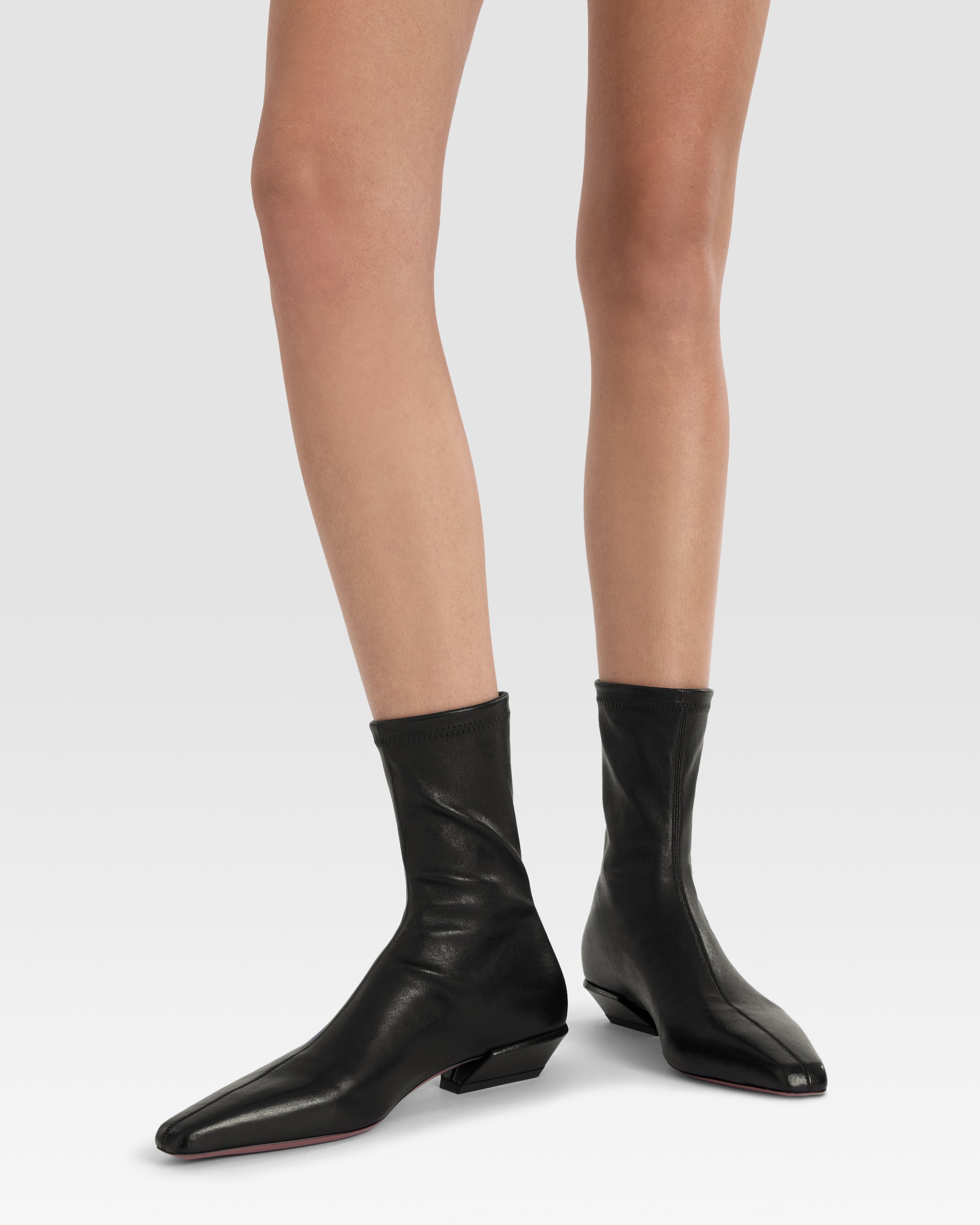 Bottines en cuir stretch noir