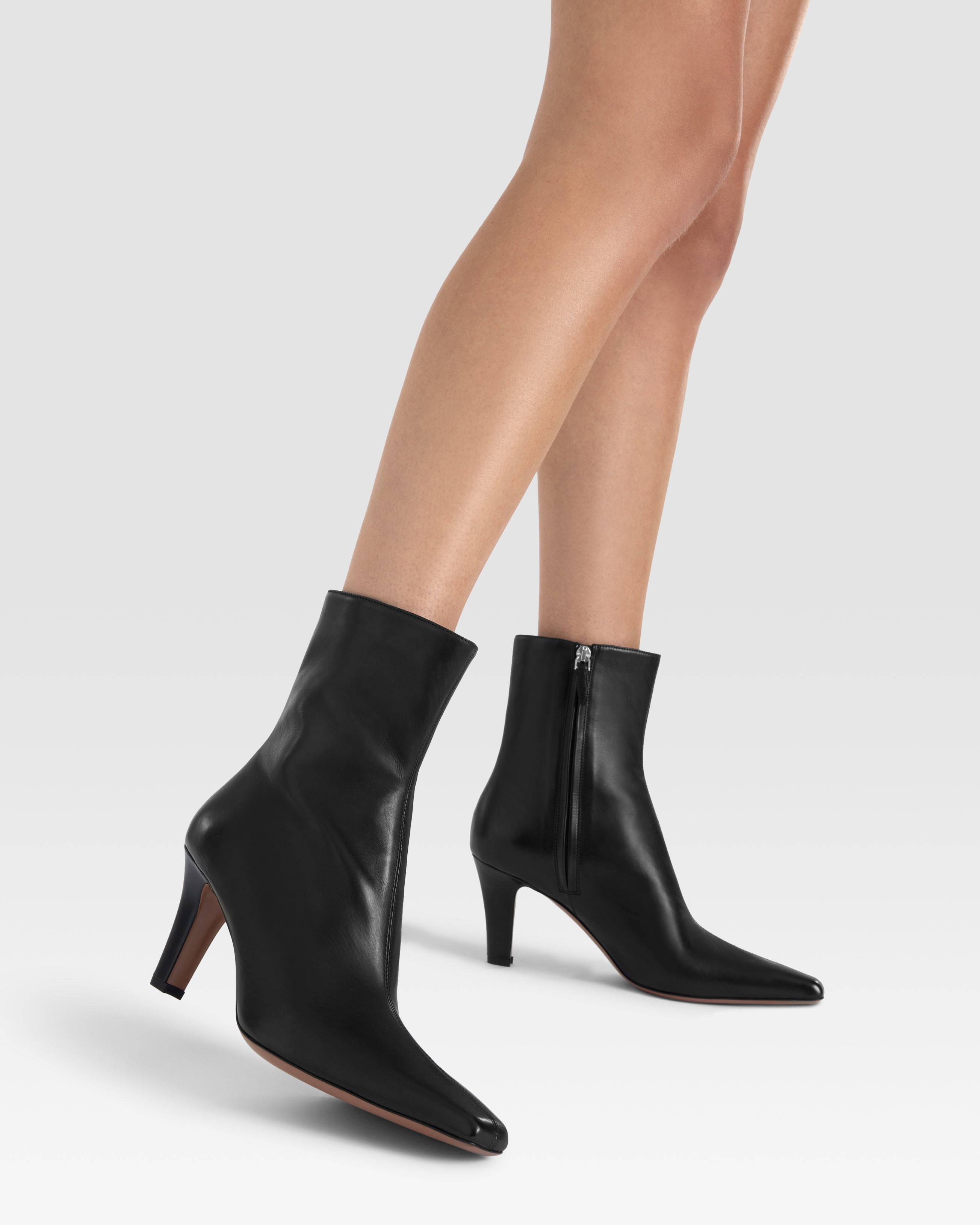 Bottines en cuir de veau noir
