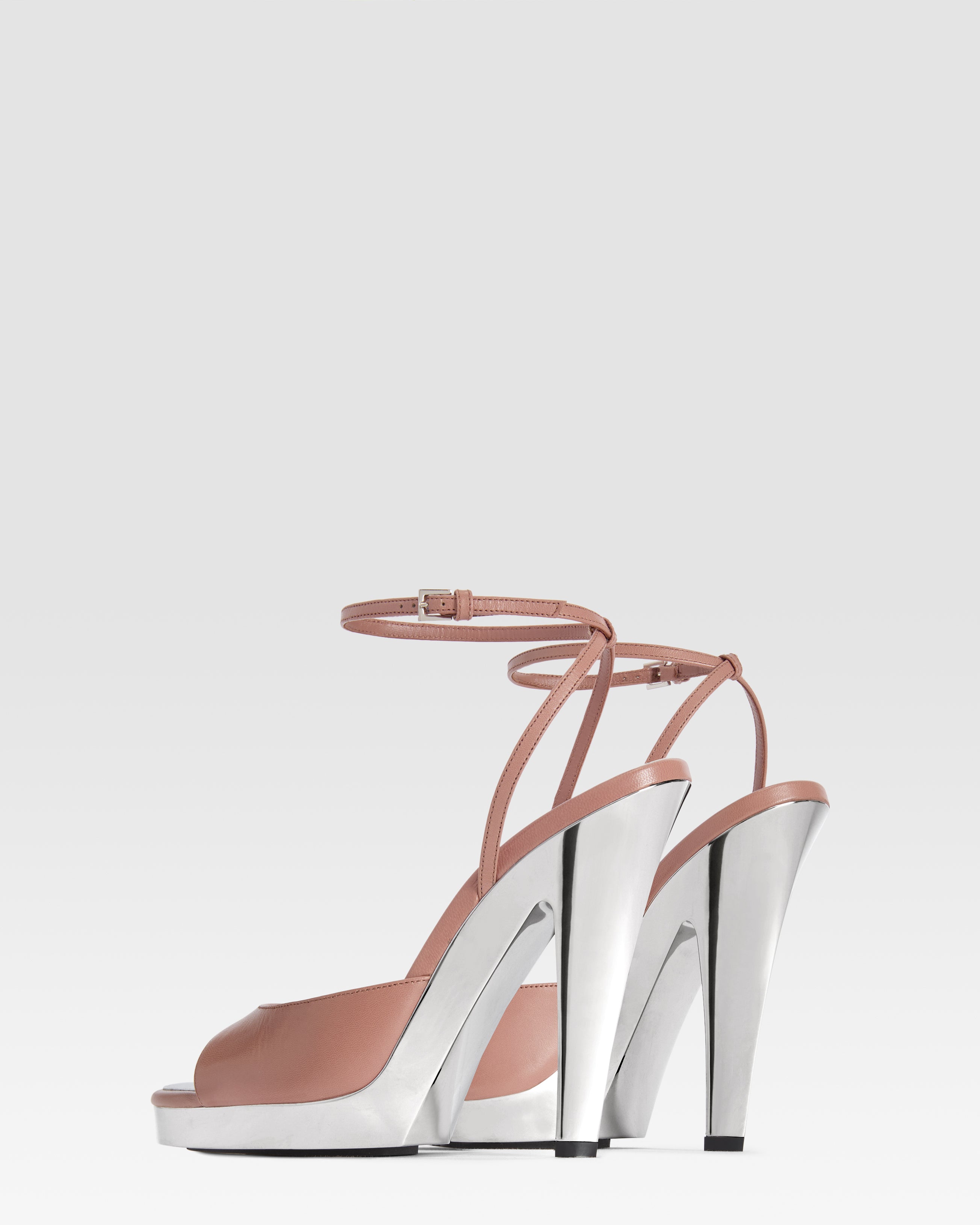 Sandali in pelle lucida argento e Texas rose