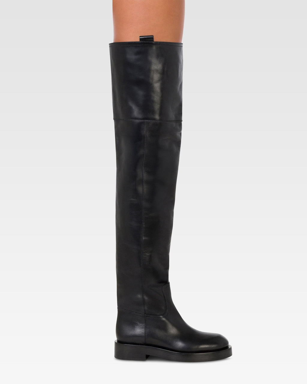 Over-the-knee boots in black calf leather.