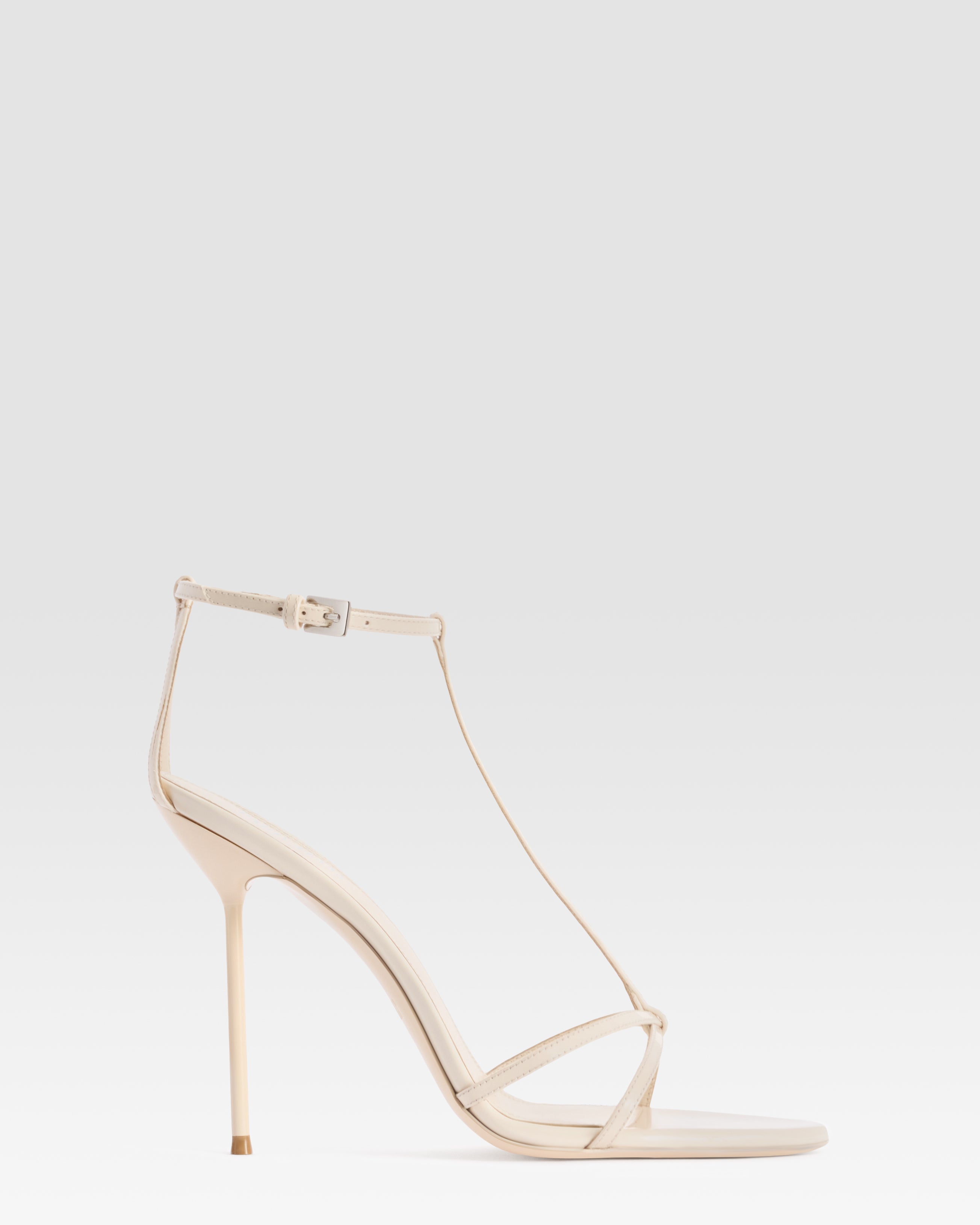 SANDALO T-STRAP IN VERNICE